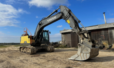 VOLVO EC220EL