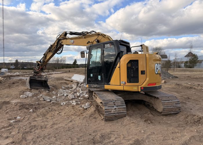 CATERPILLAR 315 ekskavaatori AdBlue eemaldamine, DPF ehk tahmafiltri eemaldamine, EGR klapi eemaldamine.