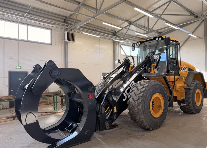 JCB 457 laadur sai AdBlue probleemile kiire lahenduse. AdBlue eemaldus. DPF ehk tahmafiltri eemaldus. EGR klapi eemaldus.