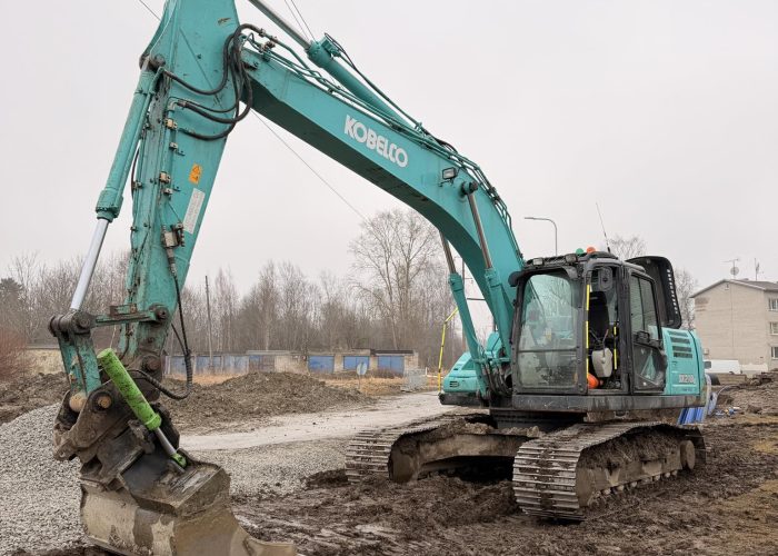 KOBELCO SK210 HINO ekskavaator sai AdBlue probleemile lahenduse. AdBlue eemaldus, DPF ehk tahmafiltri eemaldus. EGR klapi eemaldus.